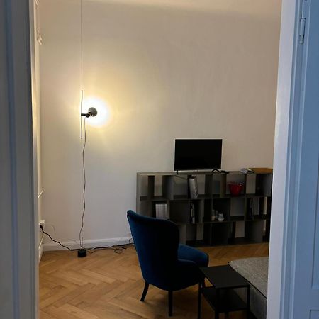 Casa Augusto Apartment Триест Екстериор снимка